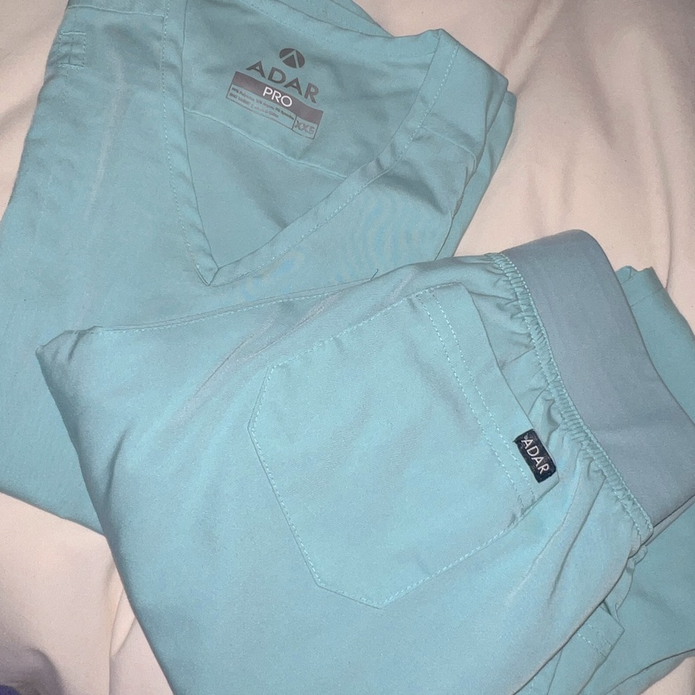 ADAR PRO PETITE SET (size XXS) pants and top